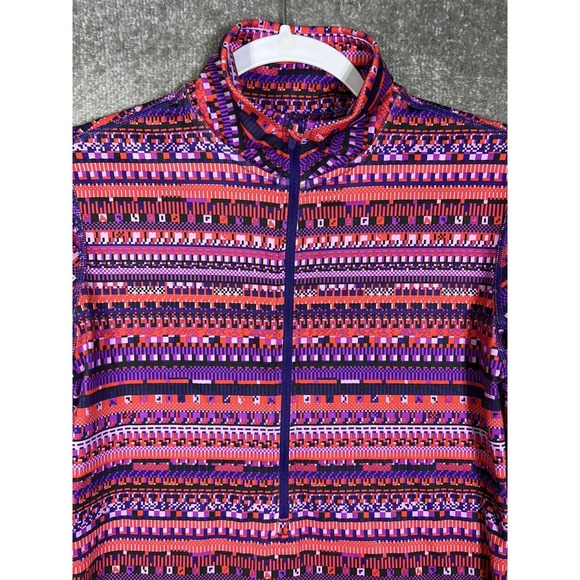 Nike Pro Hyperwarm 8 Bit 1/2 Zip Pullover Top Womens Size Medium Red Purple - Picture 6 of 10